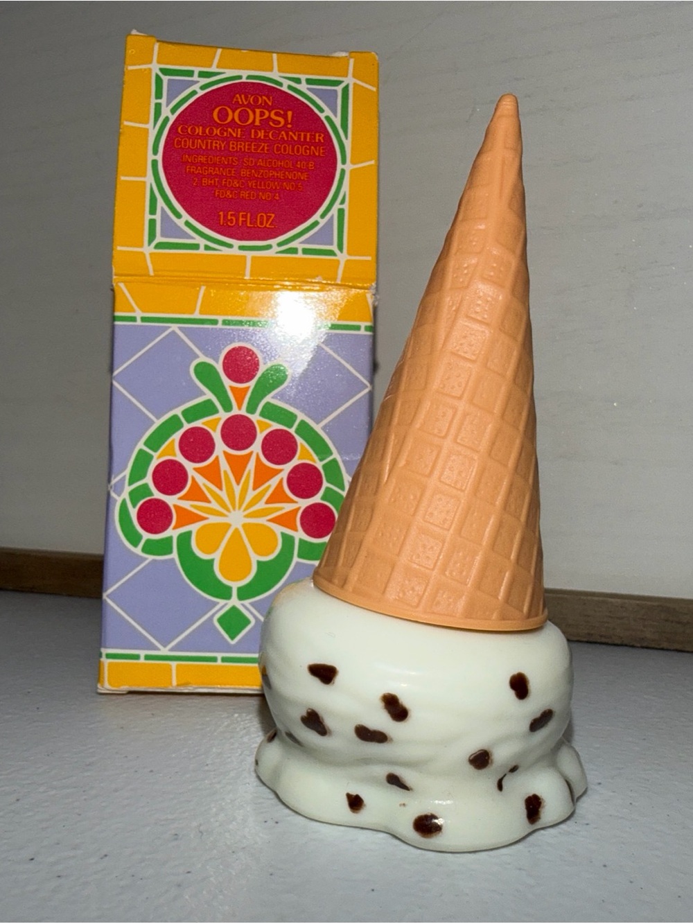 Avon Cream & Tan Ice Cream Cone Cologne Bottle with Box